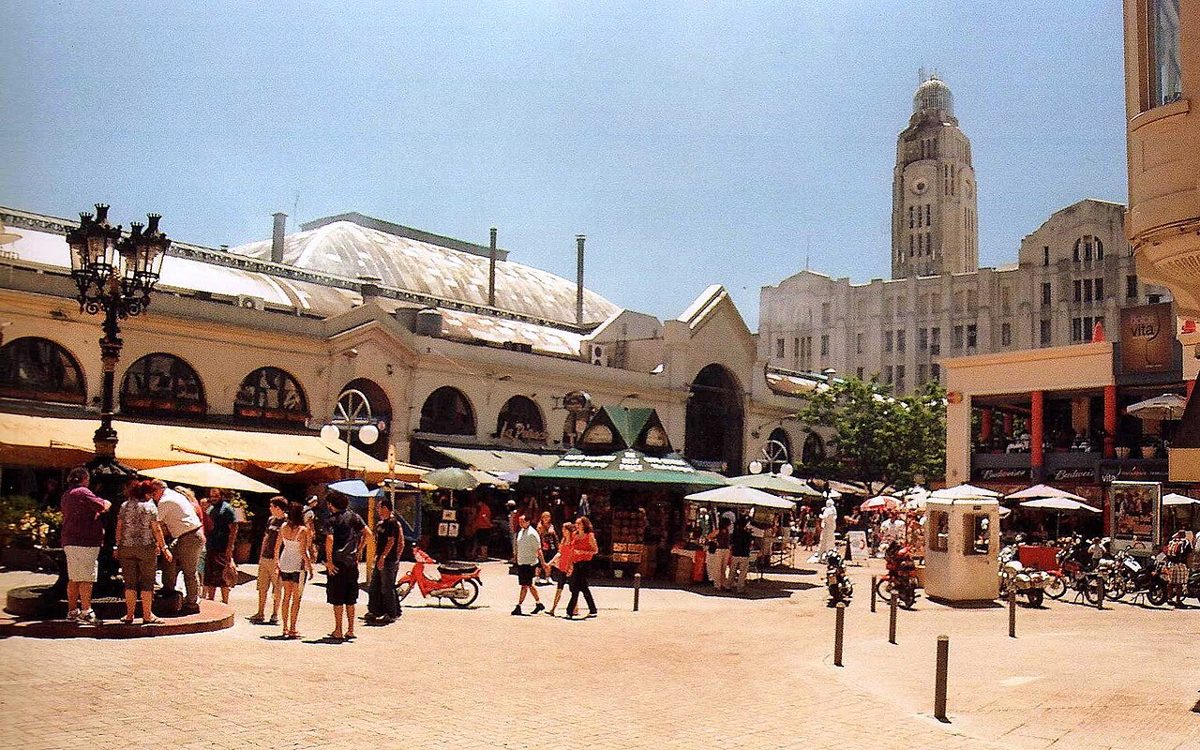 Mercado del Puerto in Montevideo, Uruguay
